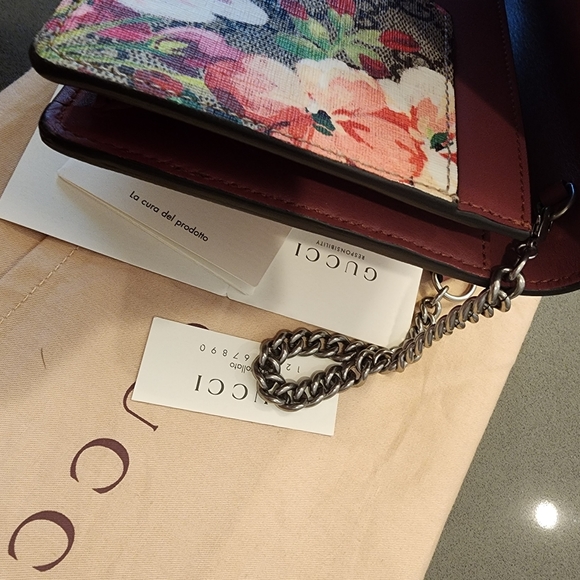 ✨️🌸👛GUCCI 410082GG Supreme Monogram Bloom purse 👛 with chain - Picture 6 of 16